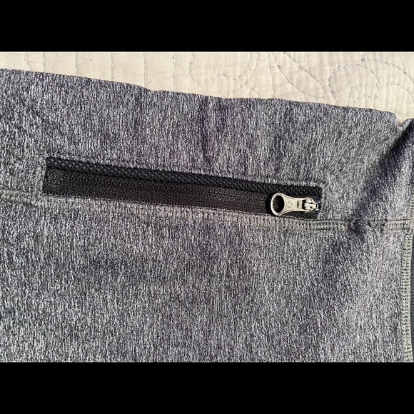 Lululemon 7/8 leggings - Picture 2 of 5
